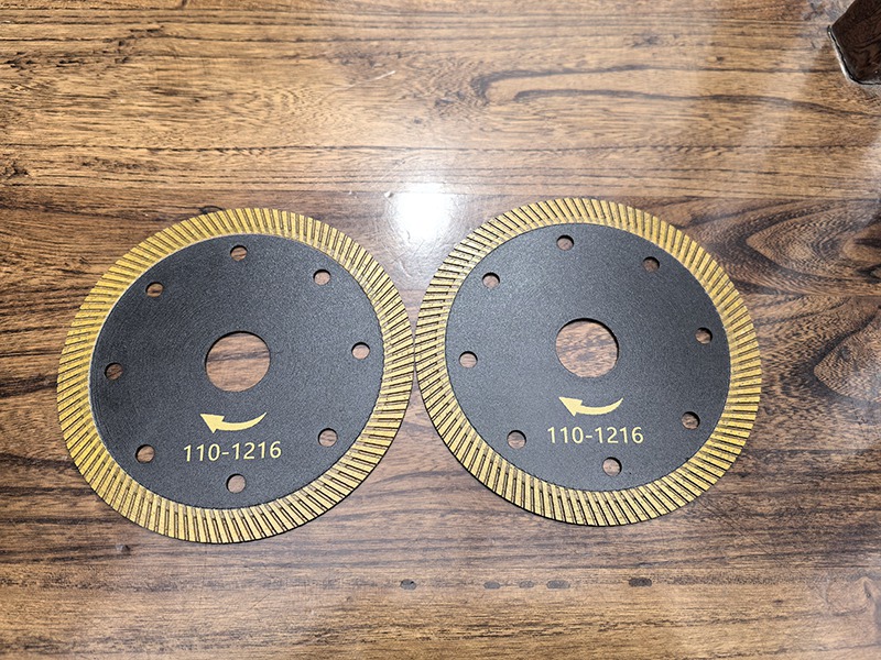 Saw blade