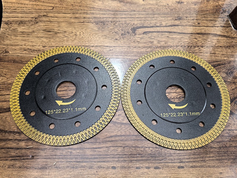 Saw blade
